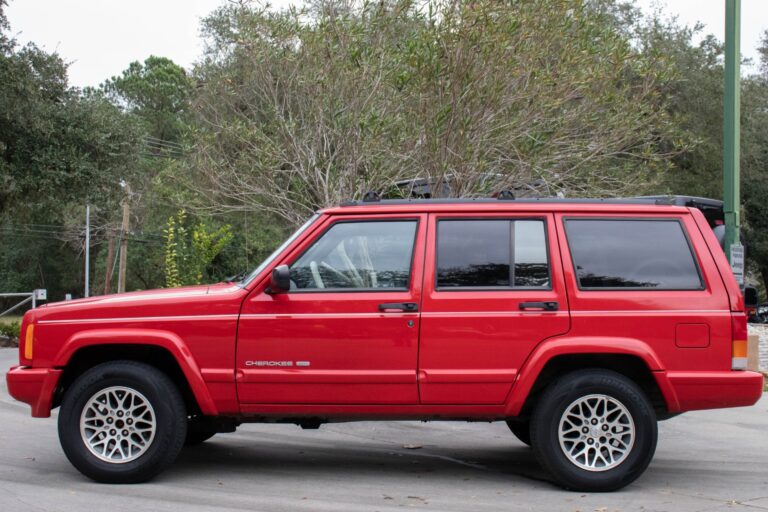 1998 Jeep Grand Cherokee Limited 5.9 L For Sale: Unearthing a Modern Classic